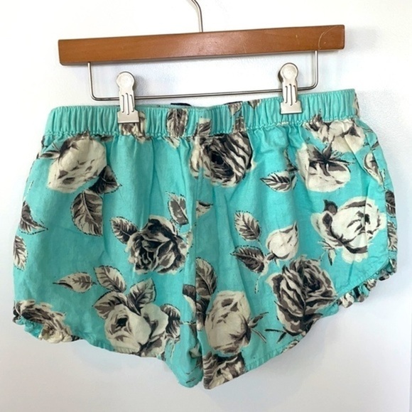 AERIE | Women’s Turquoise Floral Pattern Shorts Size Small Petite (SP) - Picture 5 of 5